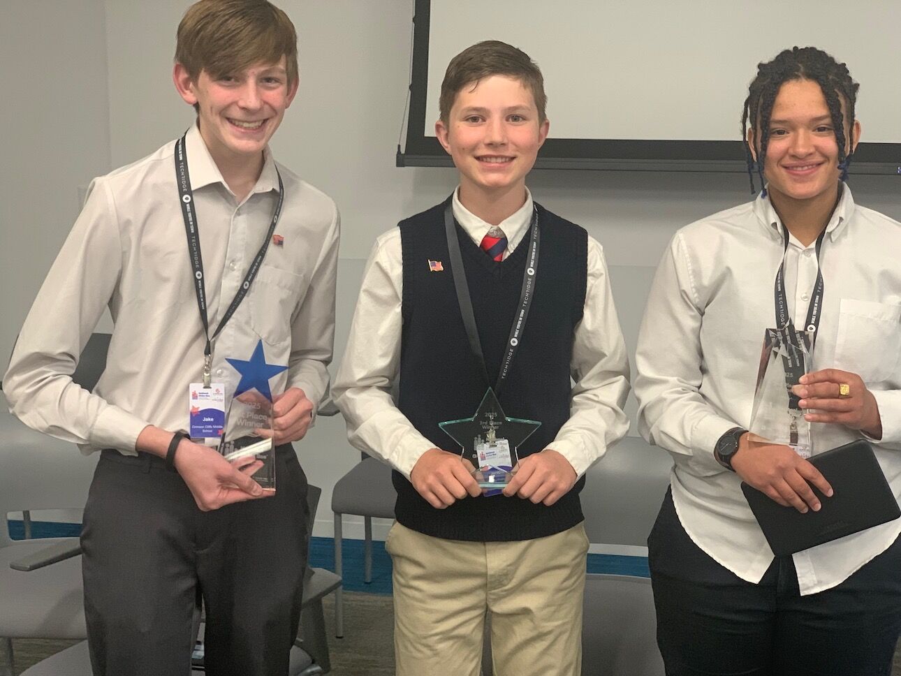 6815801e4bd9e.image children smiling as civics bee award winners